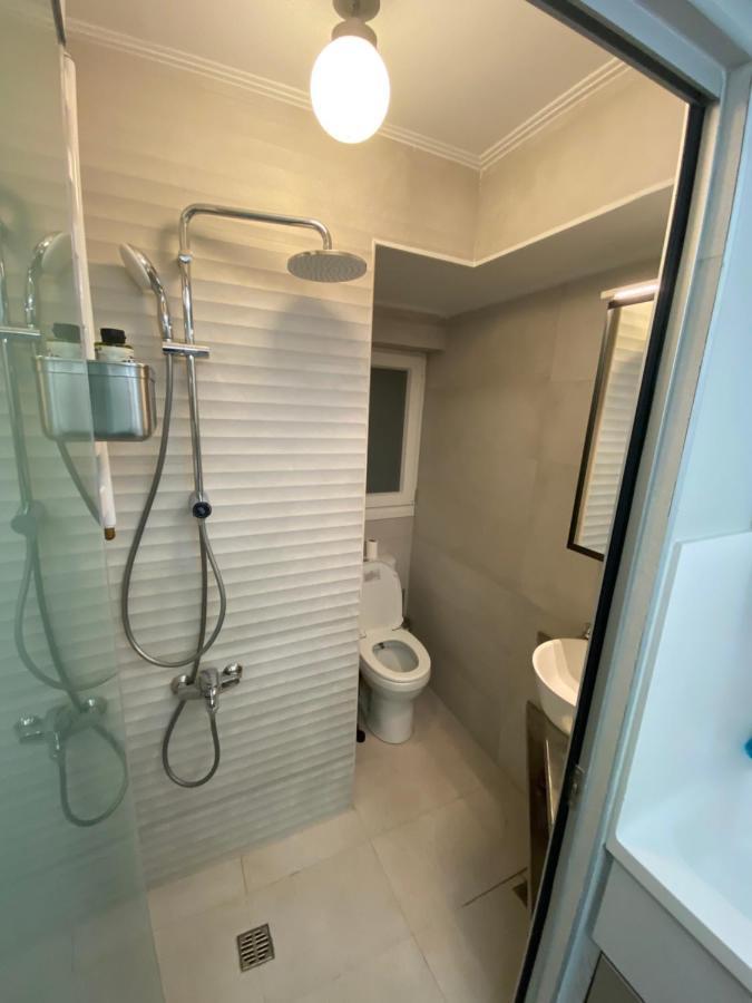 Minimalist Studio Behind Hilton Hotel Афины Экстерьер фото